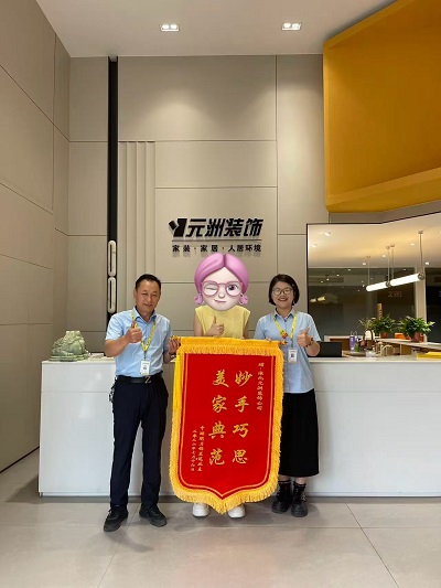 内页.jpg